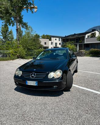Mercedes-Benz CLK 270 CDI Coupé (Avantgarde)