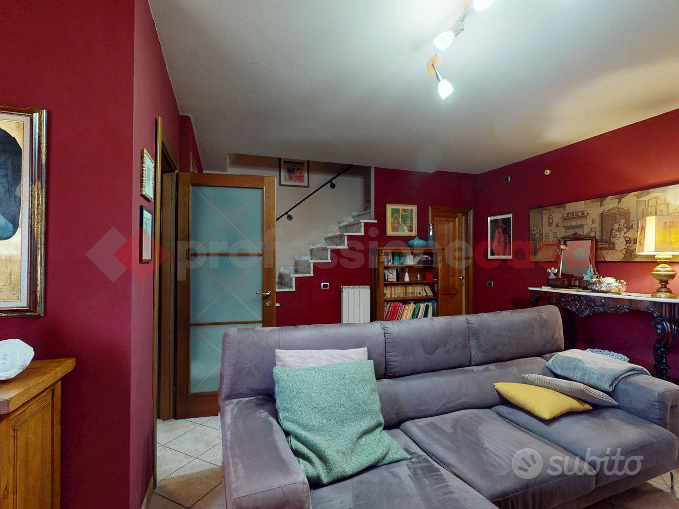 Villa a schiera Castelnuovo di Garfagnana - Vista 6