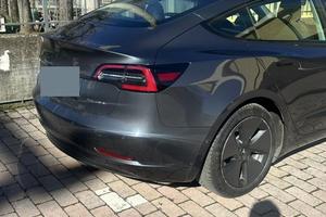 Tesla Model 3 Long Range AWD (Model Year 2021) -