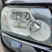 LAND ROVER FREELANDER 2 ANNO 2008 - FARO ANTERIORE