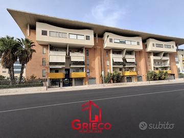Via Golfo di Taranto quadrilocale con p.a. e box