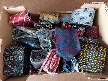 40 cravatte svariati generi e colori...