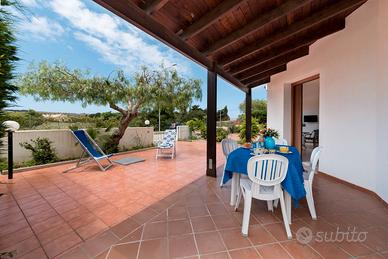 VILLA SMERALDO con giardino vicina al mare