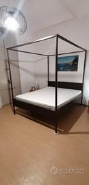letto ikea a baldacchino