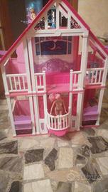 Casa barbie bambole