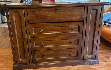 Mobili legno massello