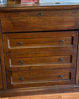 Mobili legno massello