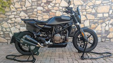 Husqvarna svartpilen 701