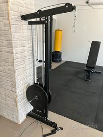 Lat machine Gorilla Sports