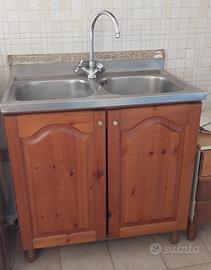 Cucina in legno