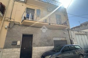 CASA INDIPENDENTE A CANOSA DI PUGLIA