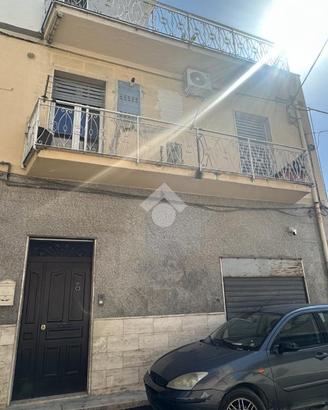 CASA INDIPENDENTE A CANOSA DI PUGLIA