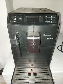 macchina del caffè Saeco