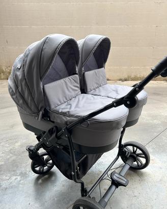 Trio Gemellare, Carrozzine passeggino ovetti