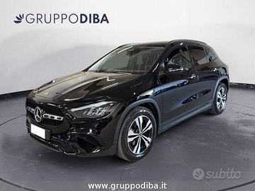 Mercedes-Benz GLA GLA-H247 2023 200 d Progres...