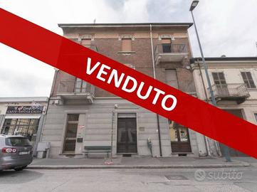 Immobile di 70 m² con 5 locali a Torino