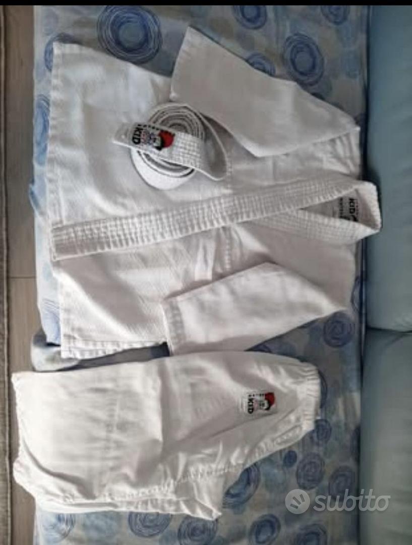 Judogi bianco 130 cm – 7/10 anni - Tutto per i bambini In vendita a Milano