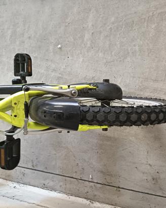 bici  14" per  bambino da 3-5 anni