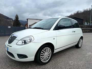 Lancia Ypsilon 1.2 69 CV Diva