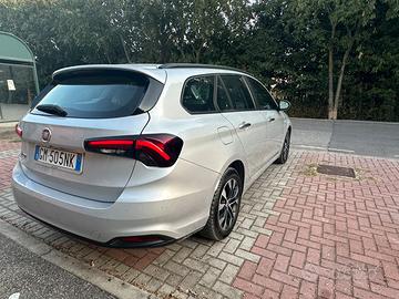 Fiat tipo 2023