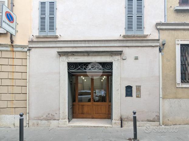UFFICIO A CASTIGLIONE DELLE STIVIERE