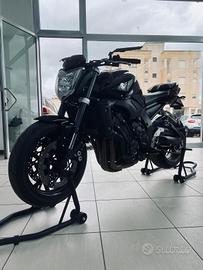 Yamaha FZ1