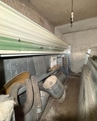 Attrezzatura falegnameria – levigatrice-aspiratore