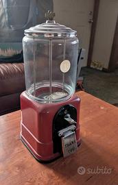 Distributore caramelle