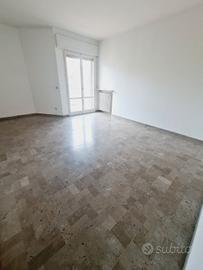 6 LOCALI Libero FORLÌ palazzina con giardino Ronco