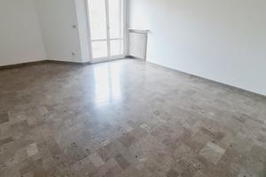 6 LOCALI FORLÌ in palazzina con giardino Ronco