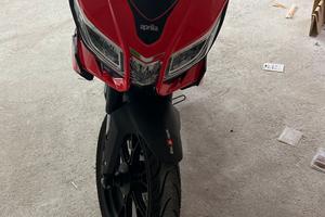 Aprilia tuono 125