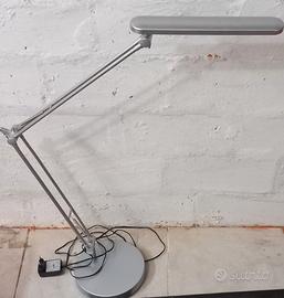 Lampada da scrivania