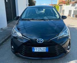 Toyota Yaris 1.5 Hybrid 5 porte Business