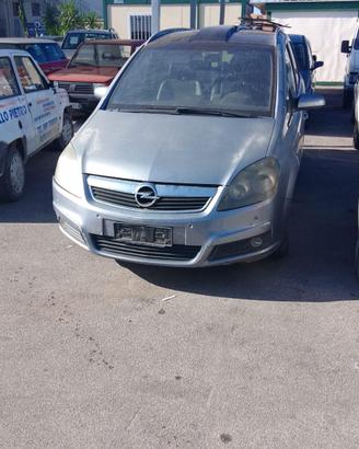 RICAMBI USATI AUTO OPEL Zafira B Z19DT Diesel 1910