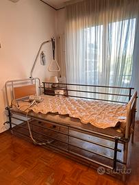 Letto ortopedico elettrico+materasso anti decubito