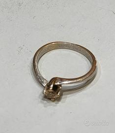 anello solitario oro 750