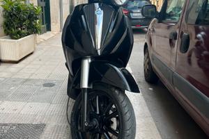 Beverly 250