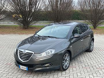 Lancia Delta 1.8 Di Turbo-Jet Sportronic Gold