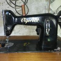 Macchina cucire vigorelli