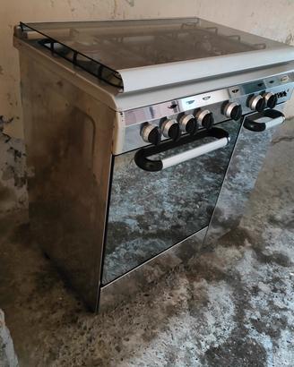 cucina e forno  a gas