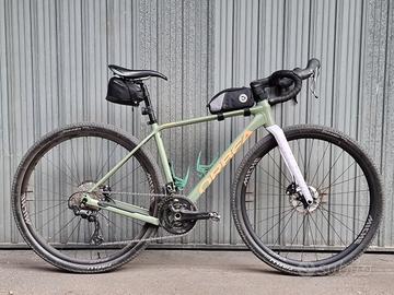 Orbea Terra H30 Gravel