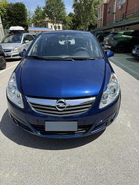 Opel corsa 1.2 gpl