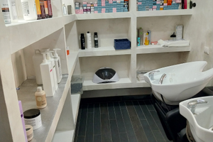 Attività di parrucchiere a montesarchio