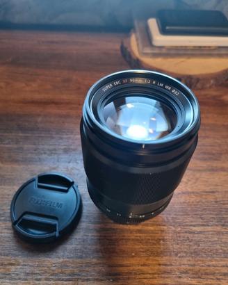 Fujifilm XF 90mm f/2 R LM WR