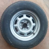 Cerchio e gomma Bmw E21