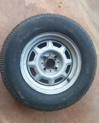 Cerchio e gomma Bmw E21