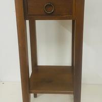 Sgabellino per appoggio