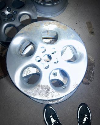 Cerchi alfa romeo vari e ritmo abarth