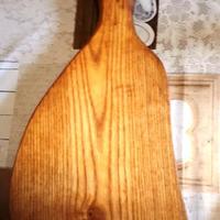 Tagliere fatto a mano in legno