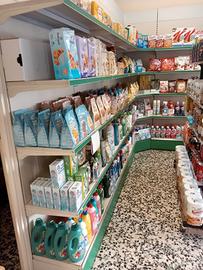 Negozio vendita alimentari (rif, 23)